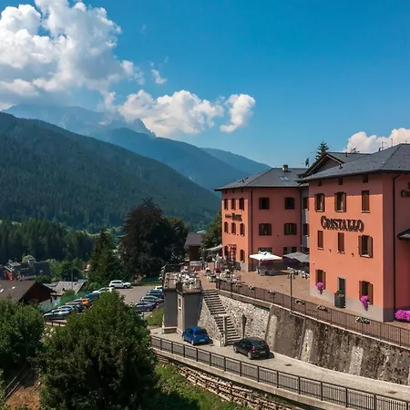 Hotel Garni Cristallo 4*