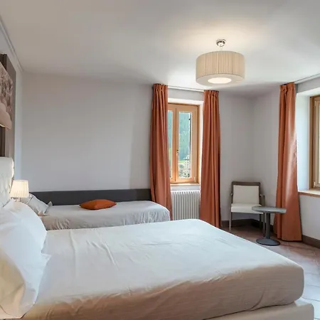 Hotel Garni Cristallo 4*