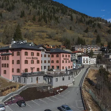 Отель Garni Cristallo 4*