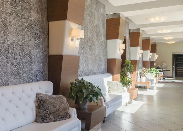 Garni Cristallo 4*